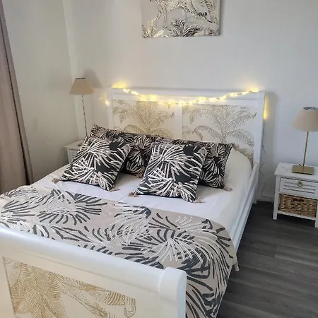 Charmante Maison Avec Jacuzzi *