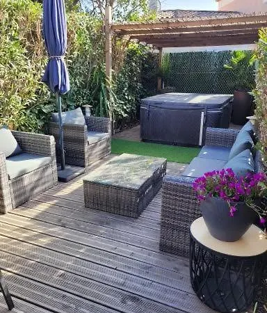 Charmante Maison Avec Jacuzzi Агд